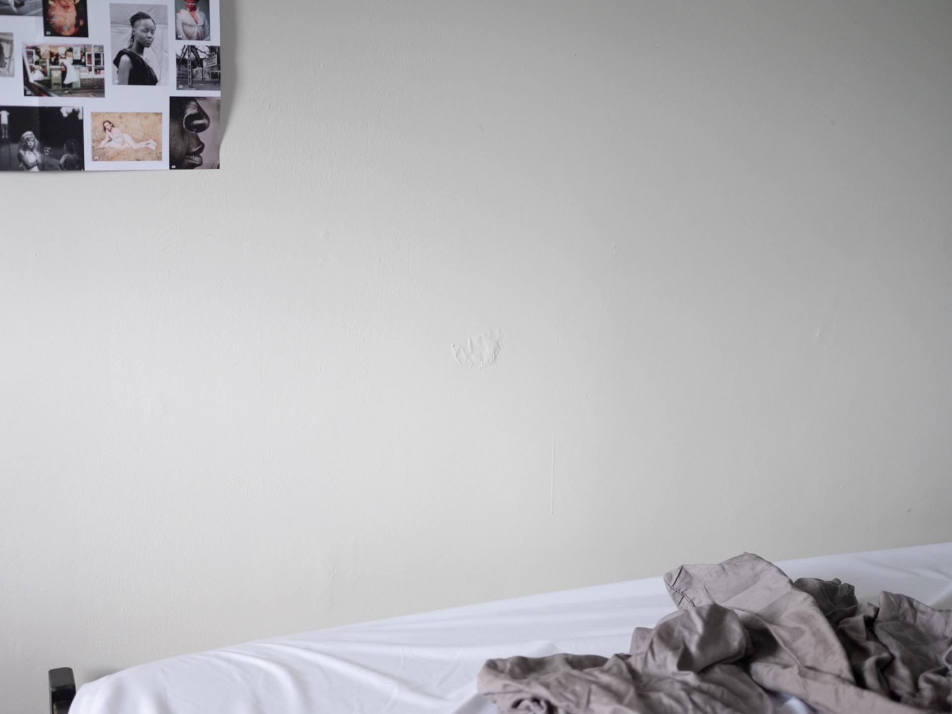 tape mark on bedroom wall