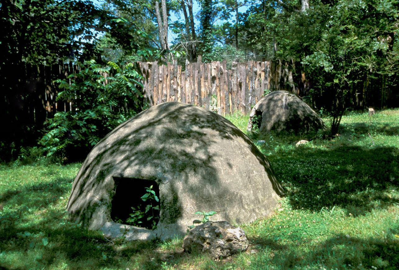 Late-Historic Indian Cherokee wattle and daub Winter "Hot" House, also built in Oklahoma.