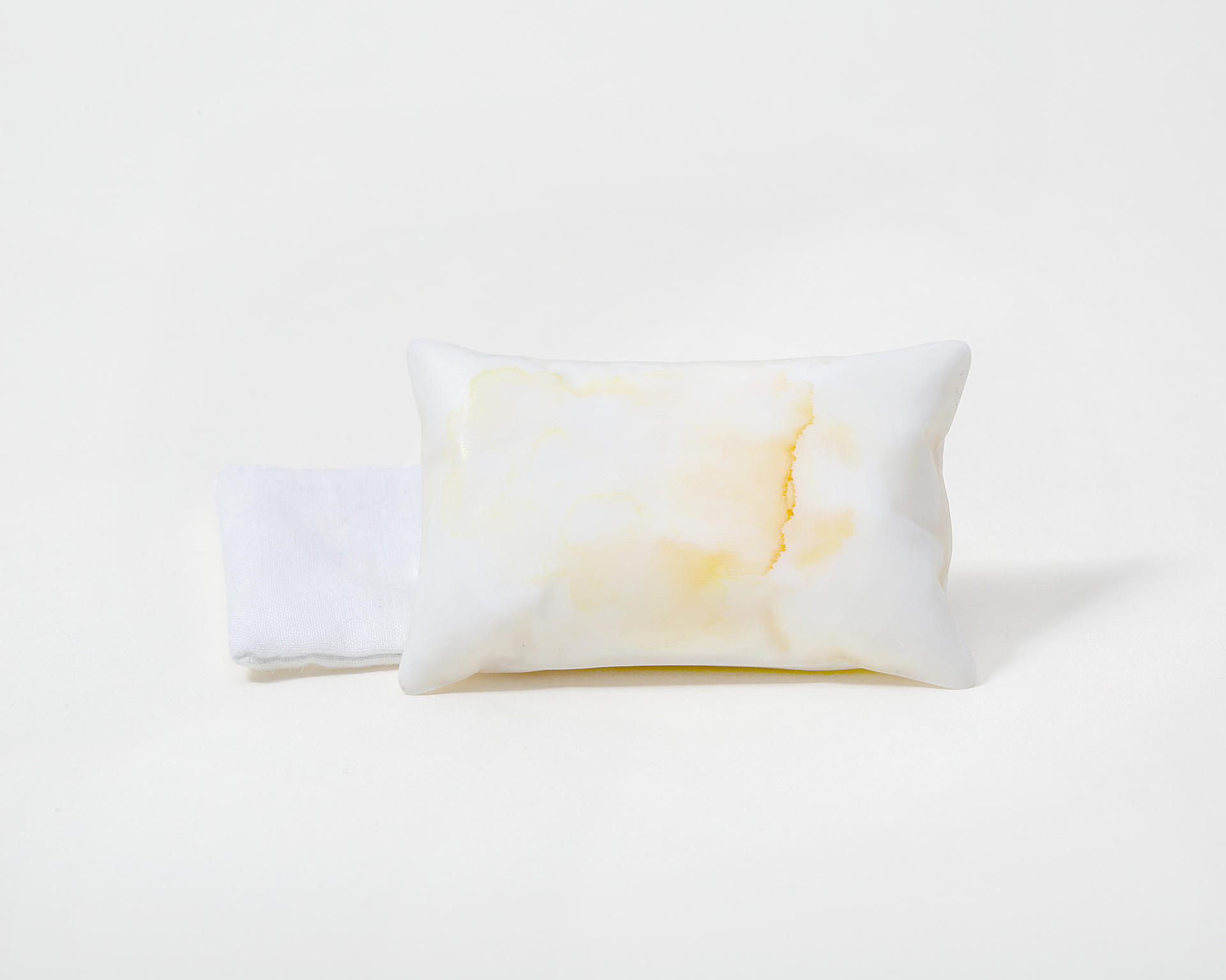베개 [begae] (Pillow) full image 