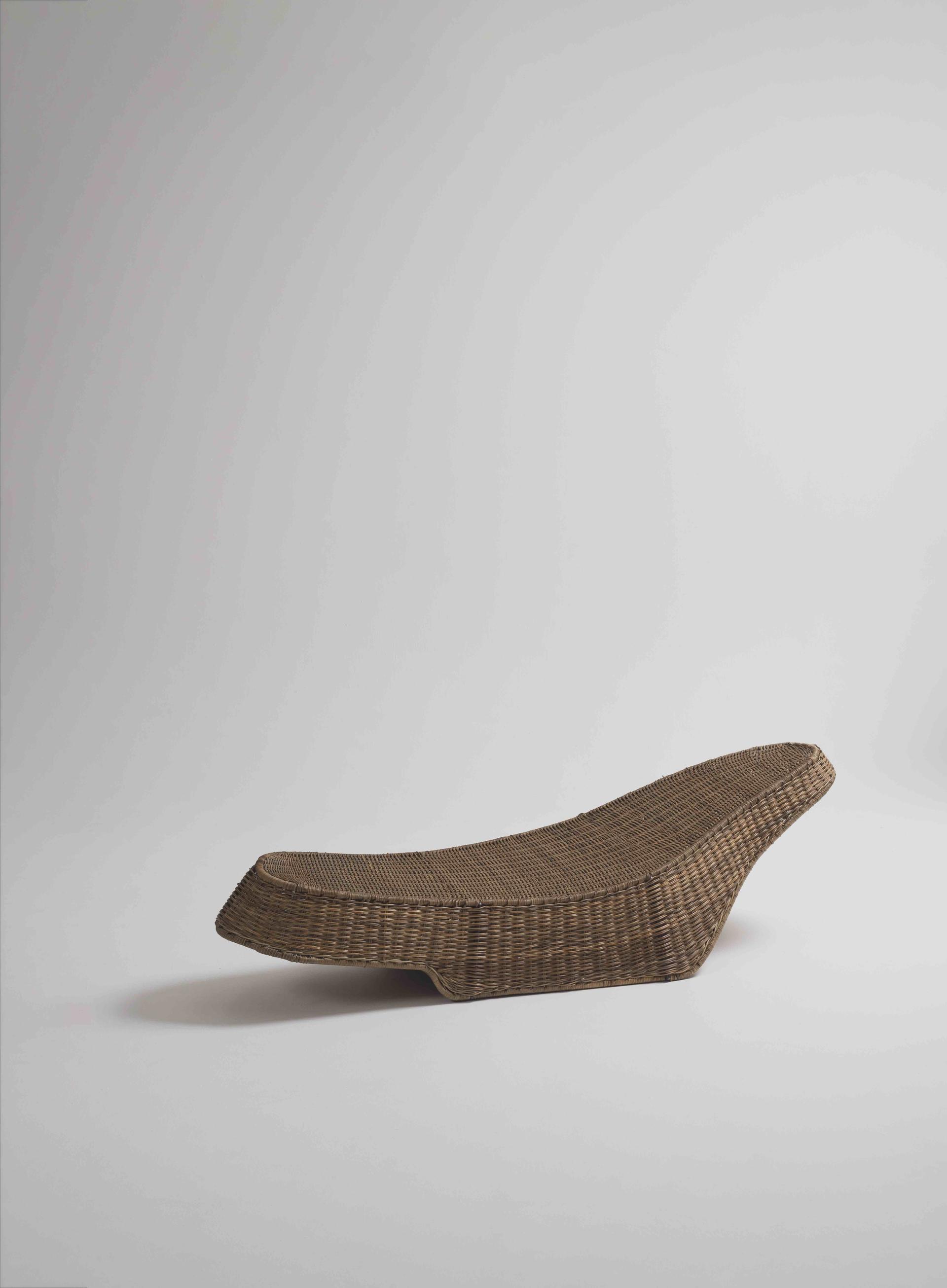 Chaise Lounge weaved metal frame with wicker by Manuel Otzoy in Guatemala