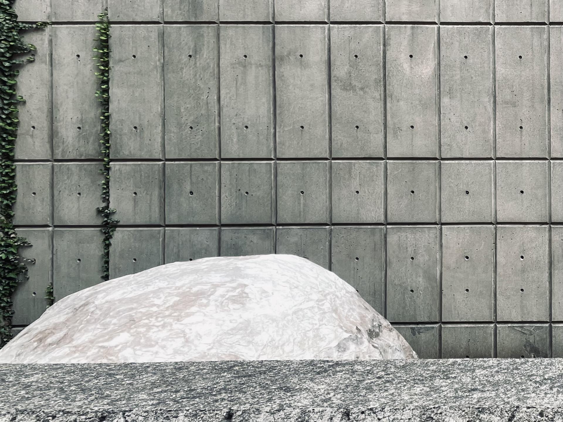 inflatable boulder